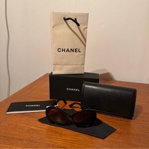 Women’s Chanel Sunglasses Tortoise & Storage Case Box Bag Book Cleaning Cloth